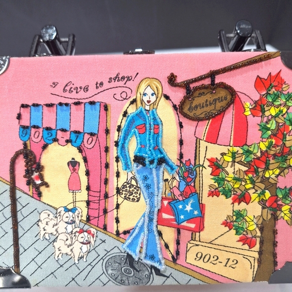 Cigar Box Handbag - Picture 3 of 13